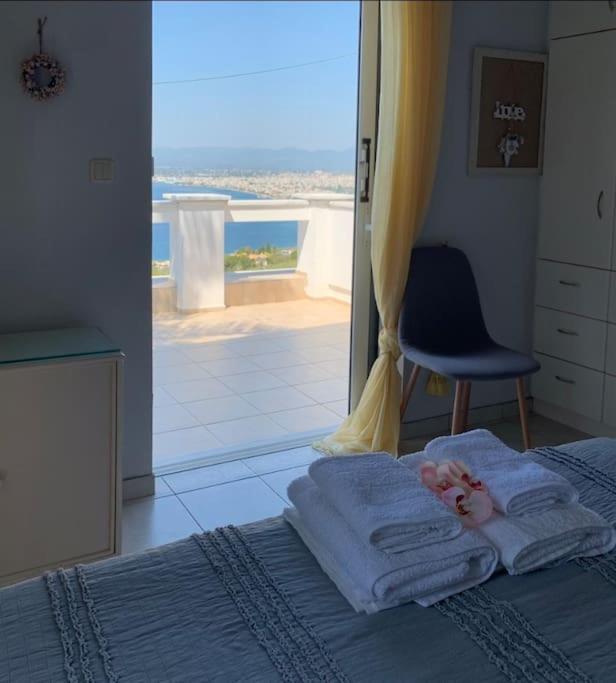 Marine'S Lux Villa:Golden Sunset Каламата Экстерьер фото